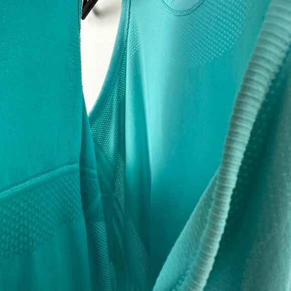 Athleta Womens Limitless Racerback Seamless Activewear Gym Teal Blue Tank Top - Picture 7 of 8